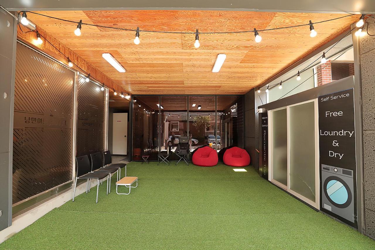 Stay Romantictrip_Hostel Gyeongju Buitenkant foto