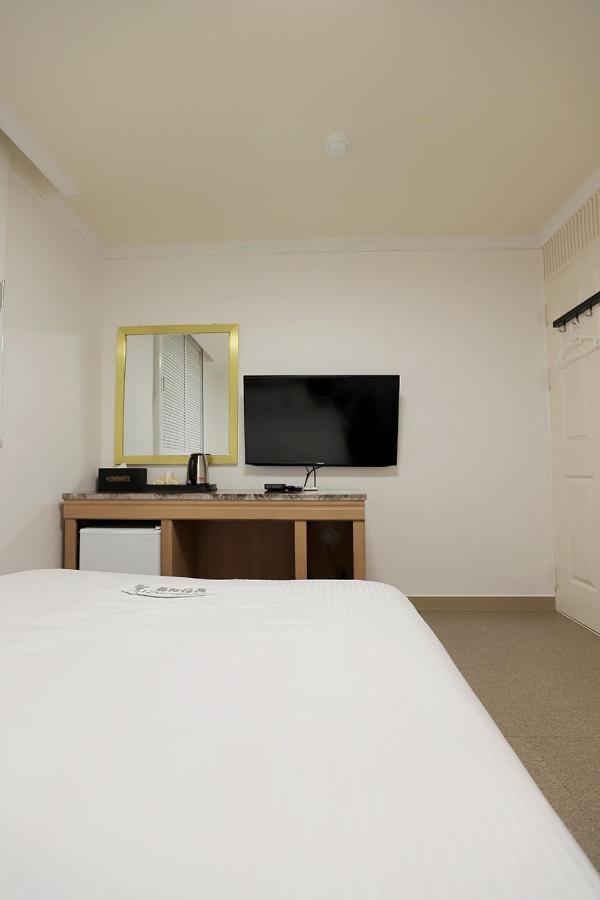 Stay Romantictrip_Hostel Gyeongju Buitenkant foto