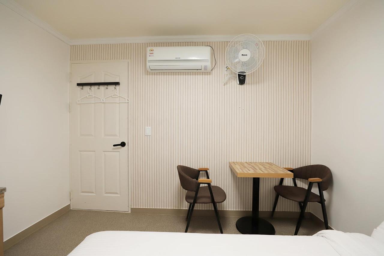 Stay Romantictrip_Hostel Gyeongju Buitenkant foto