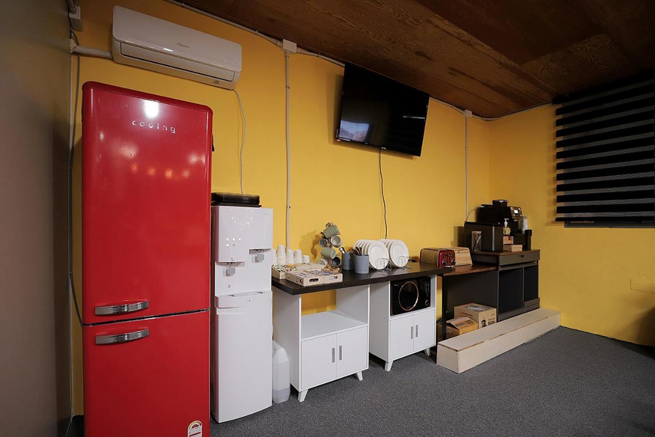 Stay Romantictrip_Hostel Gyeongju Buitenkant foto