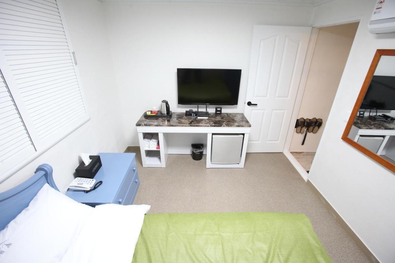 Stay Romantictrip_Hostel Gyeongju Buitenkant foto