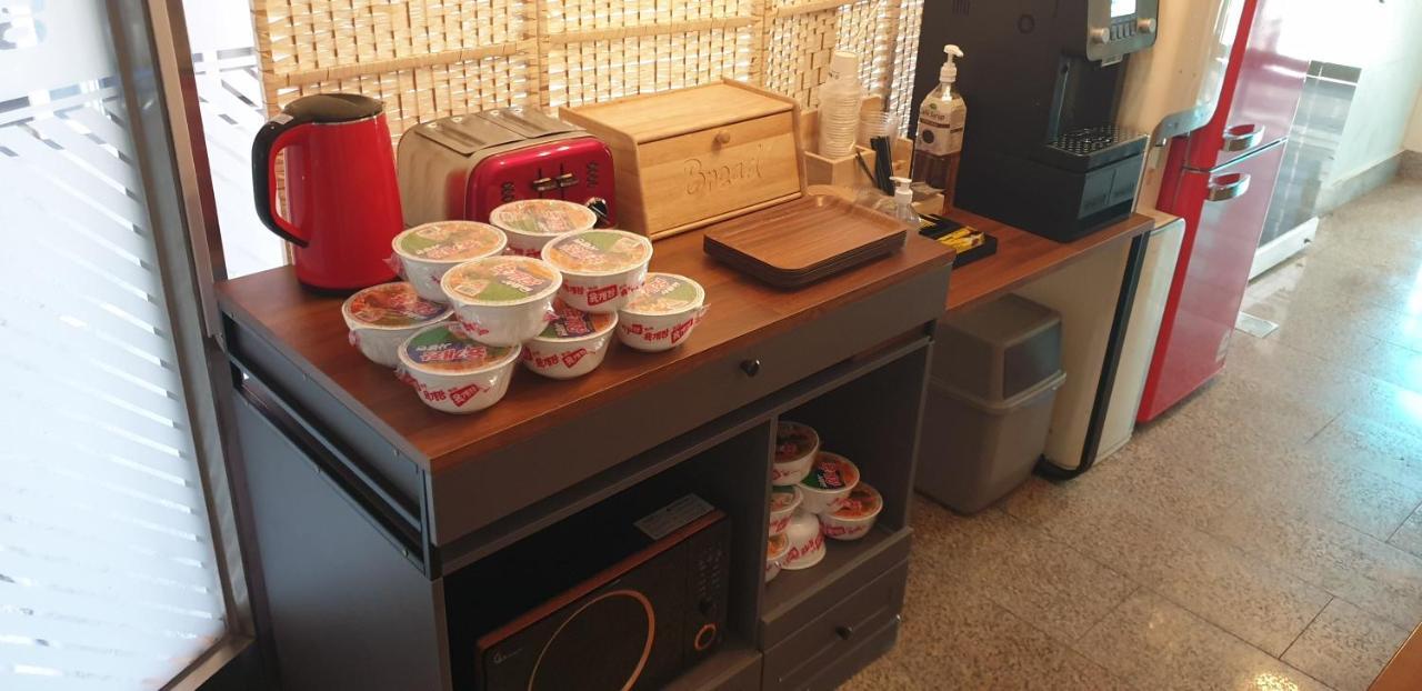 Stay Romantictrip_Hostel Gyeongju Buitenkant foto